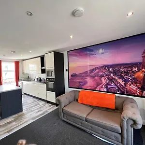  Apartment Tower Serviced